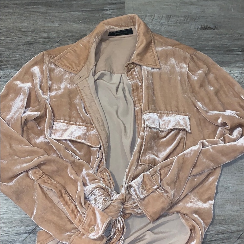 BCBGMAXAZARIA Blush Button Down